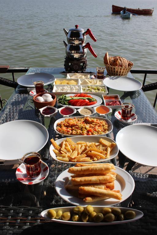 Faik Bey Konagi Bed and Breakfast Golyazi Zewnętrze zdjęcie